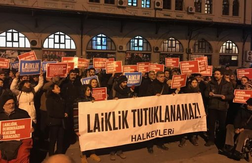 Laiklik Bildirisi Okuyanların Tutuklanması Kadıköy’de Protesto Edildi