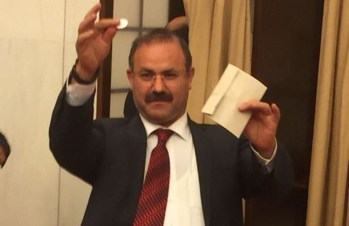 Maddelerin Görüşülmesi için 338 Evet Oyu Çıktı, Bazı AKP'liler Açık Oy Kullandı