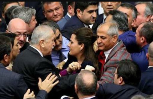 CHP’li Fatma Kaplan: Yere Batsın Başkanlığınız, Yere Batsın Hırsınız