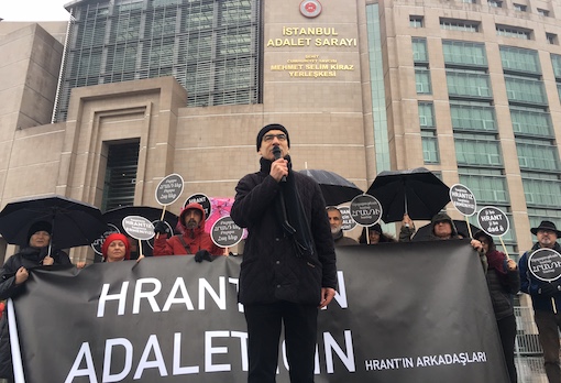 Hrant'ın Arkadaşları 10. Yılda Adliye Önünde Adalet Nöbetine Devam Ediyor