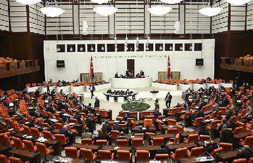 Anayasa Değişikliği Teklifi Meclis'ten Geçti