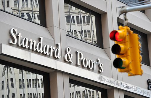 S&P Downgrades Credit Rating of 4 Banks in Turkey After Revising Turkey’s Rating to Negative