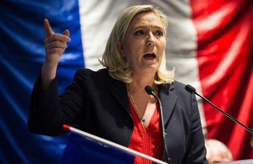 Le Pen'in Dokunulmazlığı Kısmen Kaldırıldı
