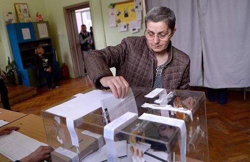 Bulgaristan Seçimi: Türk Oylarını Bölen DOST Meclis'e Giremedi