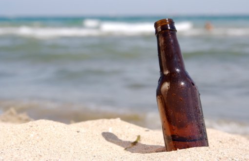 Antalya'da Açık Yerlerde İçki Yasaklandı
