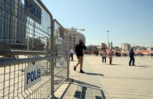 Taksim Meydanında 1 Mayıs Hazırlığı
