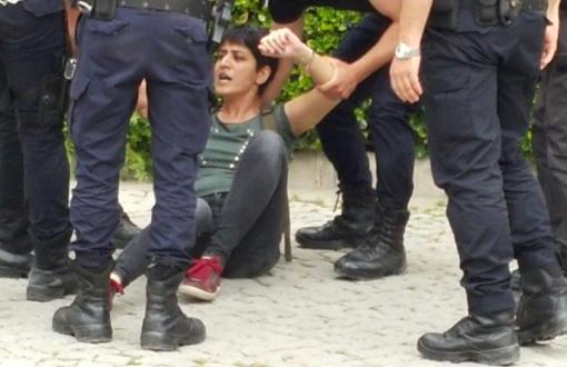 Attorneys Staging Protest for Gülmen, Özakça Detained