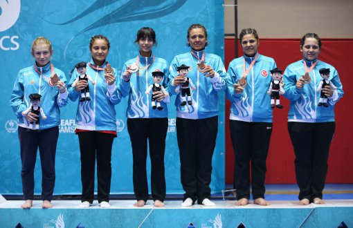 29 Women Win Medal in Deaflympics