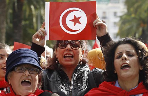 Tunus'ta Kadına Şiddeti Önleme Tasarısı Mecliste Kabul Edildi