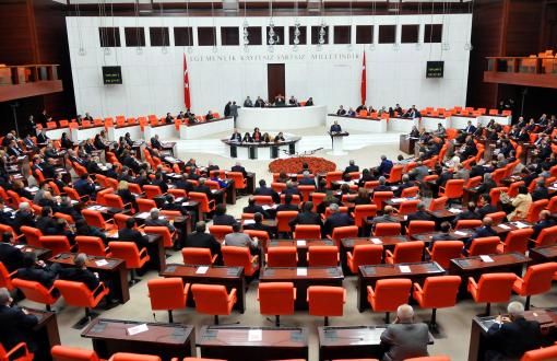 Parlamentera HDPyê, Bedîa Ozgokçeyê pirsname da parlamentoyê
