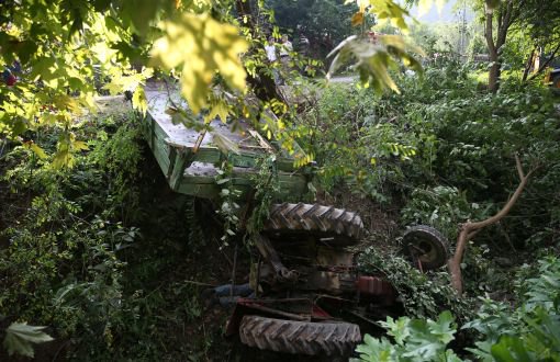 Sakarya'da Traktör Devrildi, Mevsimlik Tarım İşçisi 7 Kişi Öldü