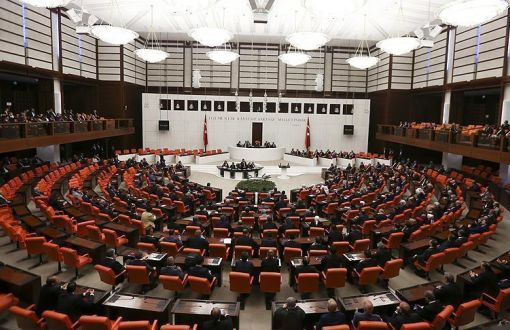 Meclis Yeni İçtüzük’le Açılıyor, HDP Edirne Cezaevi Önünde