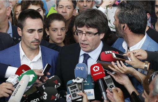 Puigdemont: Katalonya Bağımsızlık Kapısını Araladı