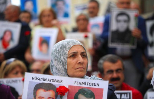 Cumartesi Anneleri/İnsanları Kaybedilen Tosun ve Aydemir İçin Adalet İstedi