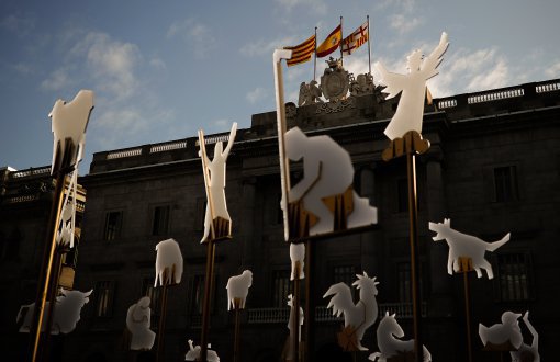 Hilbijêrên ji Katalonyayê dê îro ji bo hilbijartina dîrokî dengê xwe bidin