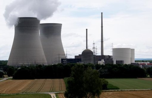 Almanyayê reaktoreka enerjîya nûkleer girt