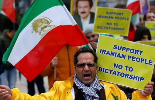 Yrd. Doç. Dr. Gülriz Şen: İran'da Protestolar Sistem Karşıtlığına Evrildi