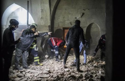 Kilis'e İki Roket Atıldı, Camideki İki Kişi Hayatını Kaybetti
