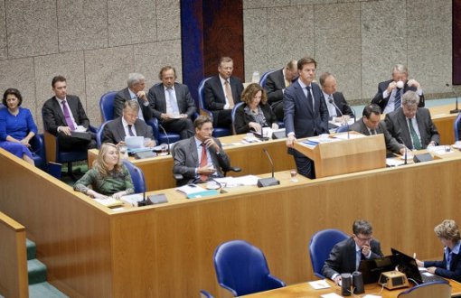 Hollanda Parlamentosu Soykırım Tasarısını Bugün Oylayacak