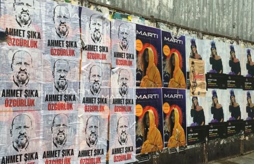 “Ahmet Şık’a Özgürlük” Afişleri İstanbul Sokaklarında