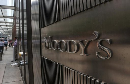 Moody's Türkiye'nin Kredi Notunu Düşürme Kararında AYM Kararına Uyulmamasına da Yer Verdi 