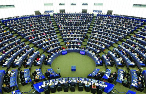 Avrupa Parlamentosu "Afrin'den Çekil" Çağrısını Kabul Etti