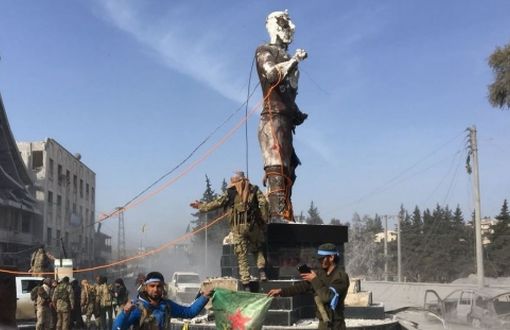Afrin'deki Demirci Kawa Heykeli Yıkıldı