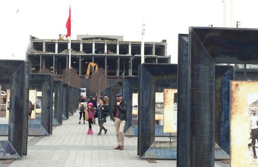 Taksim Meydanı'nda Çanakkale Savaşı Sergisi