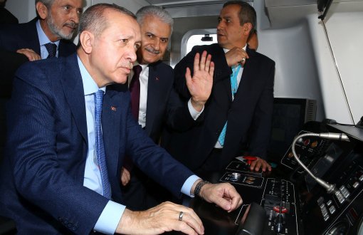 Erdoğan: "Bizi Döviz Kuru, Möviz Kuru Üzerinden Terbiye Edemezler"