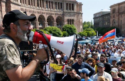 Ermenistan'da Protestoların Lideri Paşinyan Başbakan Seçildi