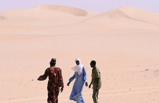 Cezayir 13 Bin Göçmeni Sahra Çölüne Terk Etti: Yürü ya da Öl