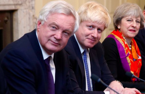 İngiltere Dışişleri Bakanı Boris Johnson da İstifa Etti 