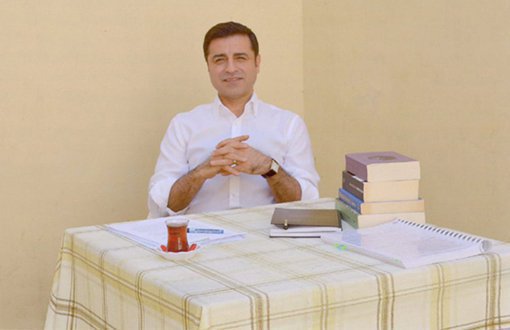 Treasury to Pay Immaterial Compensation to Demirtaş