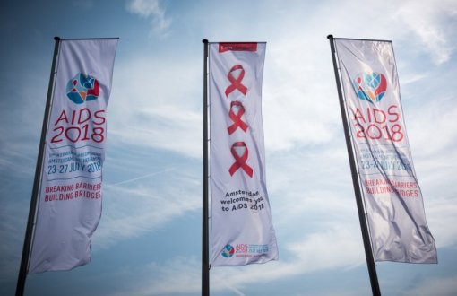 HIV/AIDS Afrika’da Azalıyor, Doğu Avrupa ve Orta Asya Artıyor