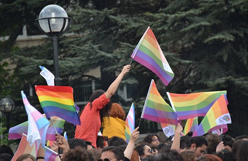 ODTÜ’de “Gökkuşağı Olarak Tabir Edilen LGBT İsimli Oluşumun Simgesi”ne Soruşturma