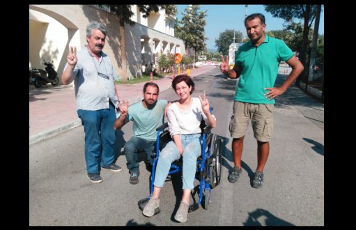 Nuriye Gülmen Released in Wheelchair
