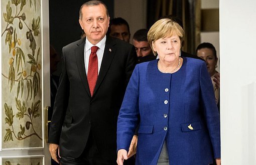 Federal Press Office Confirms, Merkel Not to Attend Dinner Given for Erdoğan