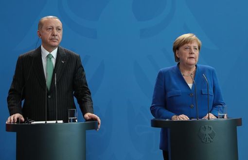 Erdoğan Accuses Can Dündar at Press Conference in Germany