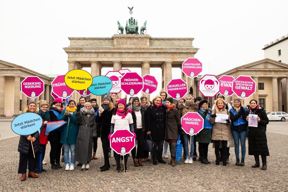 2018'i "Kadınlar Yılı" İlan Eden Almanya'da Erkek Şiddeti Engellenemiyor 