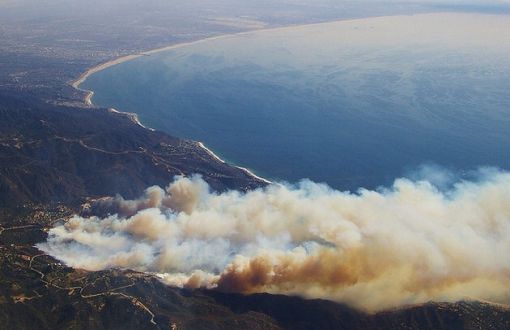 California Orman Yangınları Kontrol Altında
