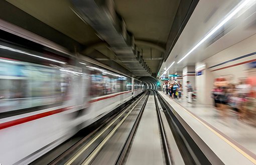 İzmir Metro Çalışanlarına Yüzde 25 Zam