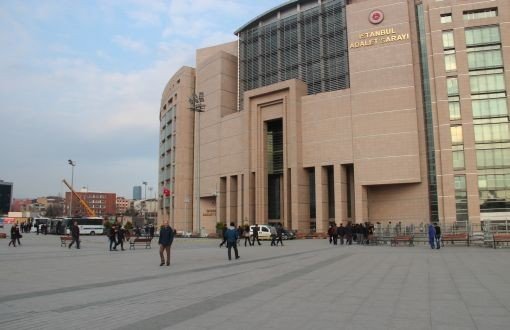 İstanbul'da İki Cumhuriyet Savcısı Açığa Alındı