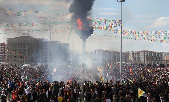 Stranên Newrozê!