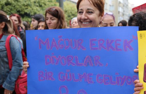 Mor Çatı'dan Zuhal Güreli: "Nafaka Kadınlar İçin Vazgeçilmez Hak"