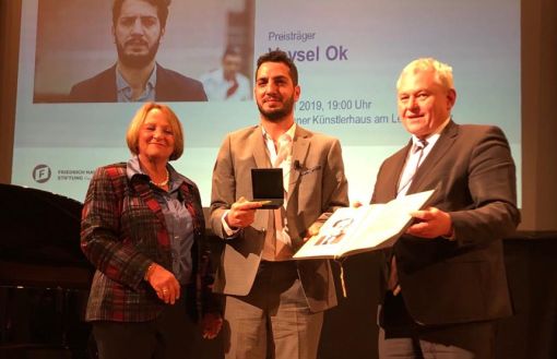 Avukat Veysel Ok, Thomas Dehler Ödülünü Münih’teki Törenle Aldı