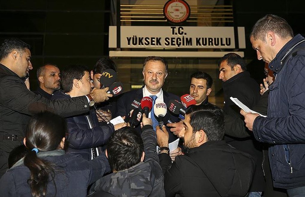 YSK, AKP'nin Yeniden Sayım Talebini İstanbul'un 31 İlçesinde Reddetti