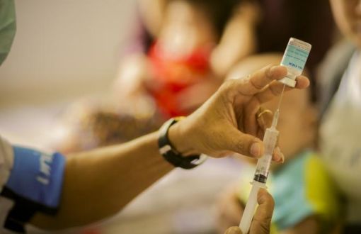 "Aşı Kararsızlığı ve Aşı Reddi Bireysel Bir Karar Değildir"