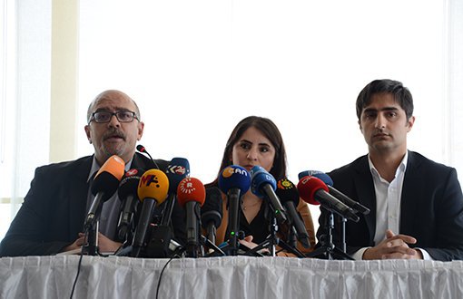 Avukatları Öcalan'la Sekiz Sene Sonra İlk Kez Görüştü