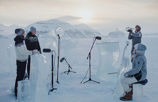 Kutupta Buzdan Enstrümanlarla Konser: Buza Saygılı Davranmazsan Kırılır