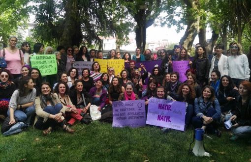 Women Meet for Jailed Journalist Ayşe Düzkan
